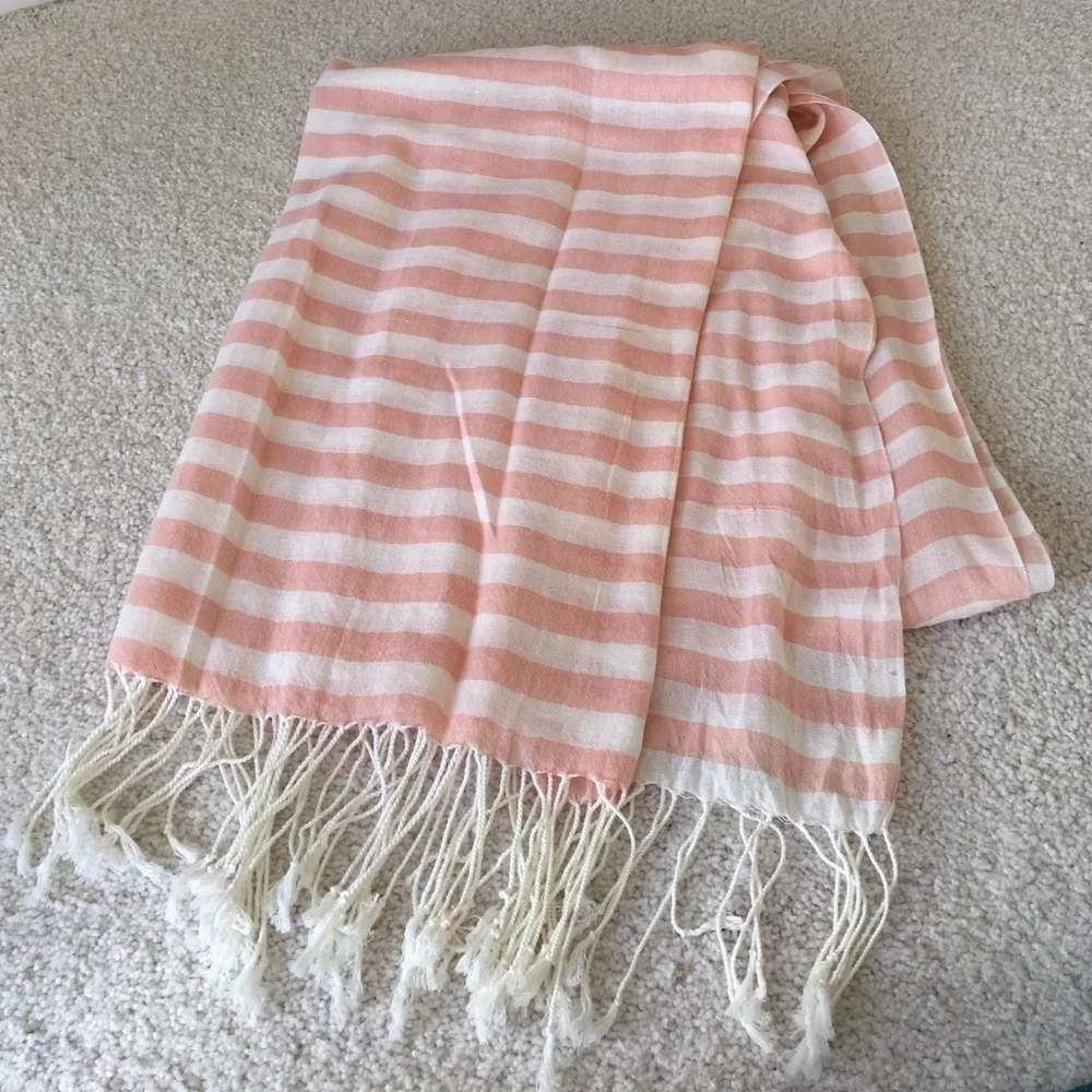 🆕NEW pink & white striped scarf, OS